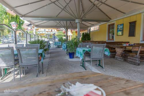 Gasthof Neuhofen Eugendorf Ngoại thất bức ảnh